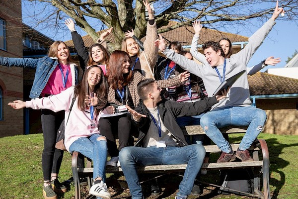 Cao đẳng East Sussex College 7