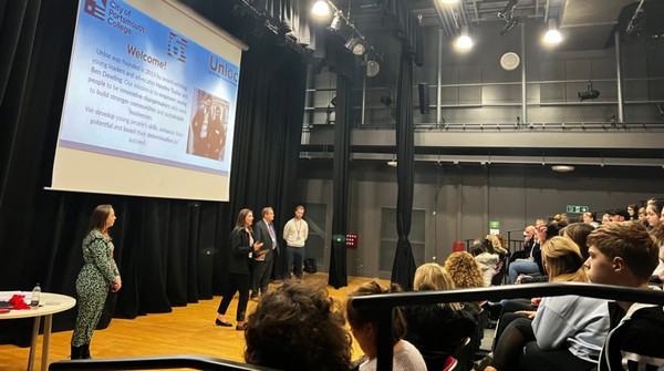 Cao Đẳng Thành Phố Portsmouth 3